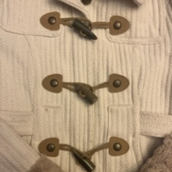 Women's BKE Cream and Tan Winter Jacket Size Medium with Detachable Hood - Picture 6 of 8